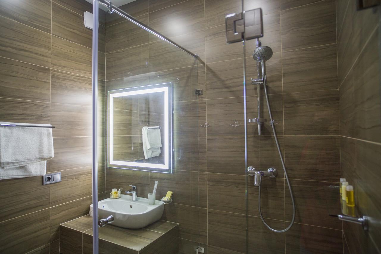 Hotel 21 Odesa Exterior photo